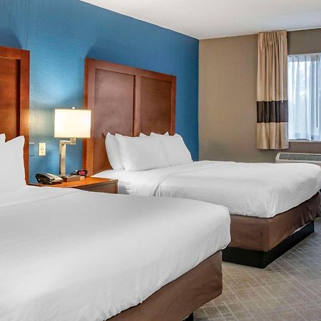 Comfort Inn University Амхерст Экстерьер фото