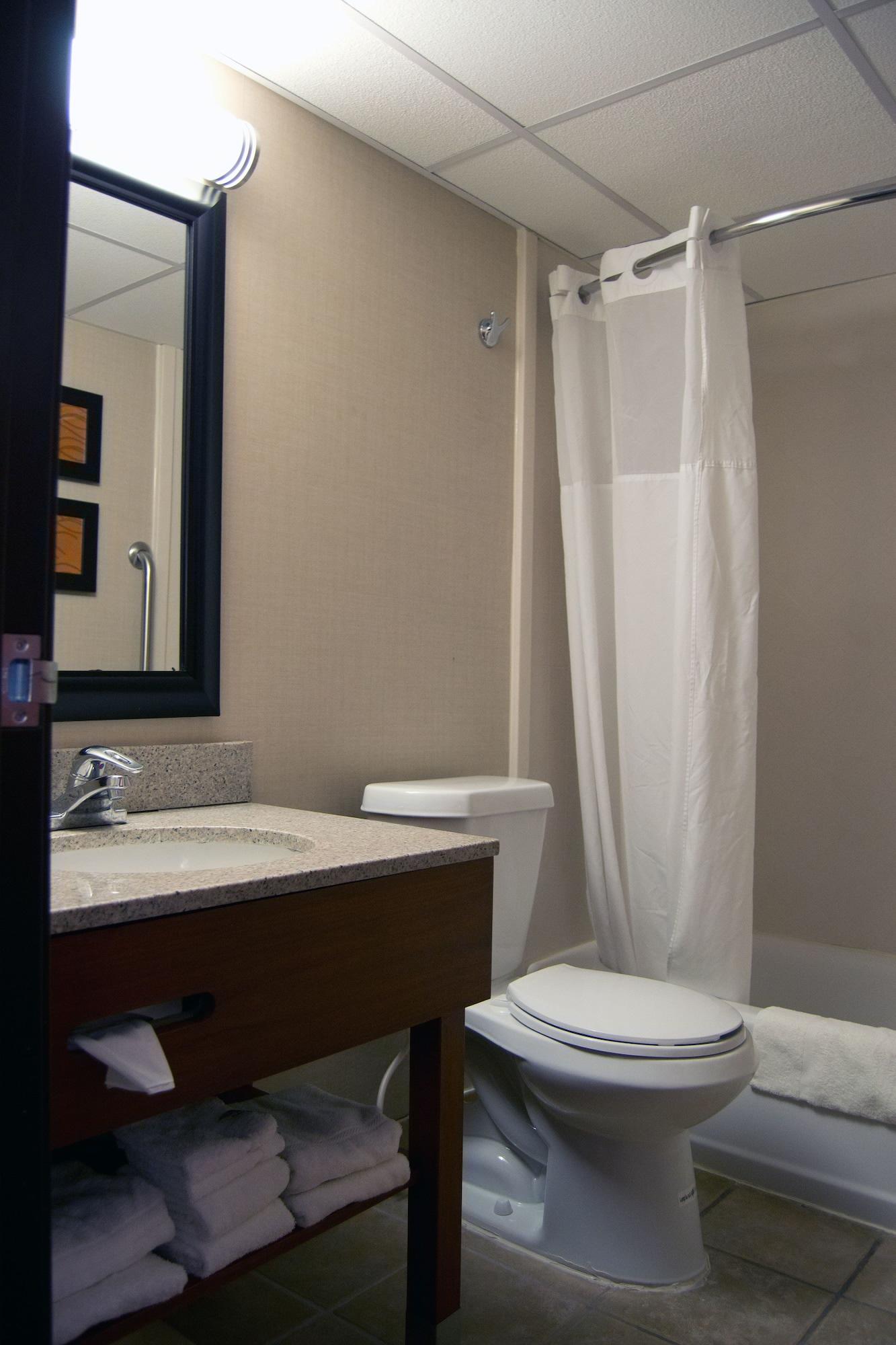Comfort Inn University Амхерст Экстерьер фото